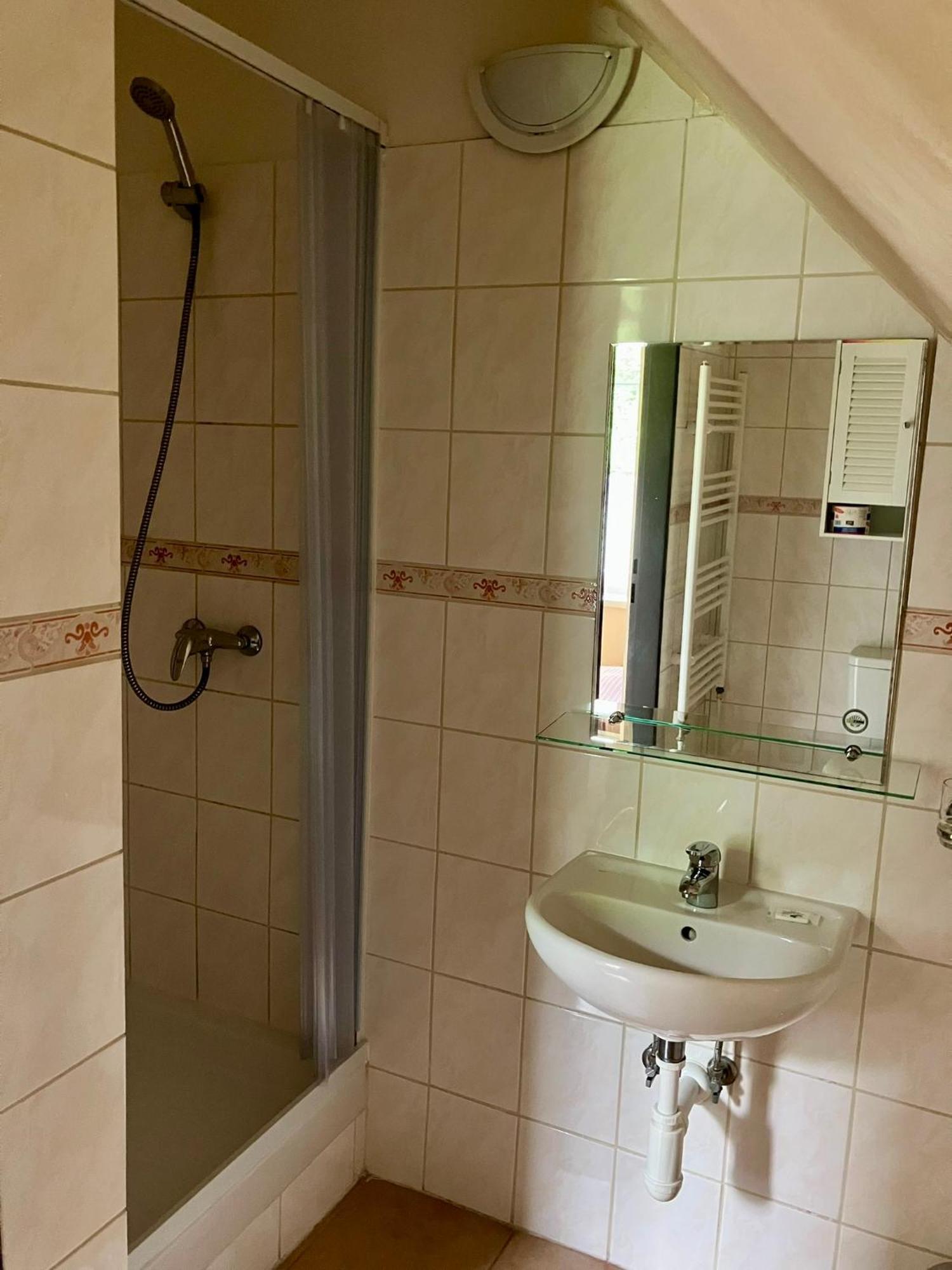 Chata Tereza Janov nad Nisou Luaran gambar